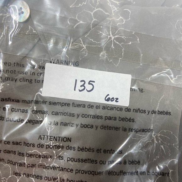 Carole Little Women’s Button Down Silk Sheer Blouse Size 16 Floral Old Money - Picture 7 of 7